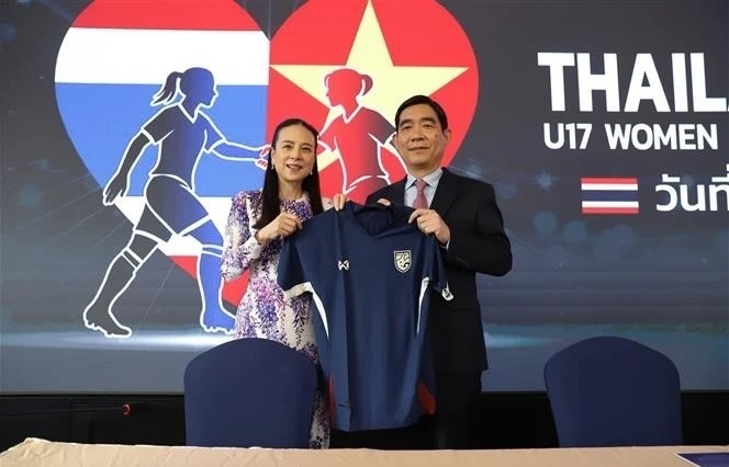 Football promotes Vietnam-Thailand people-to-people exchanges
